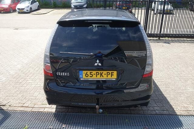 Occasion Mitsubishi Grandis Intense 165 PK (121 kW) 2004 Zwart MPV