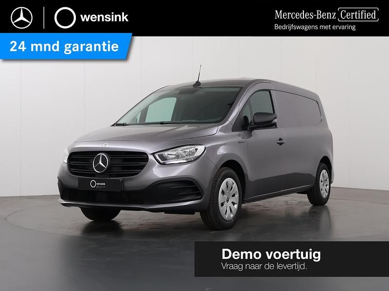 Grijs Occasion 2024 Mercedes eCitan Van | € 30.945 - Afbeelding 1/4