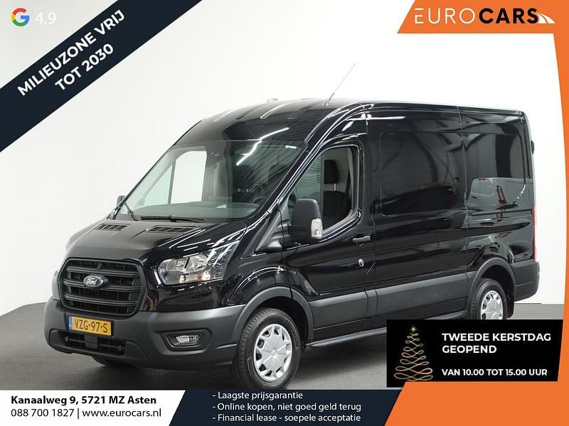 Zwart Gebruikt 2023 Ford Transit Trend Van | € 28.490 (Eerlijke prijs) - Afbeelding 1/4