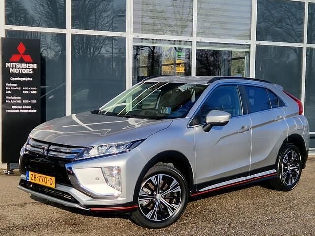 Grijs metallic Occasion 2019 Mitsubishi Eclipse Cross Intense SUV | € 19.995 (Super prijs) - Afbeelding 1/4
