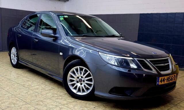 Grijs Gebruikt 2009 Saab 9-3 Sedan | € 3.500 (Eerlijke prijs) - Afbeelding 1/4