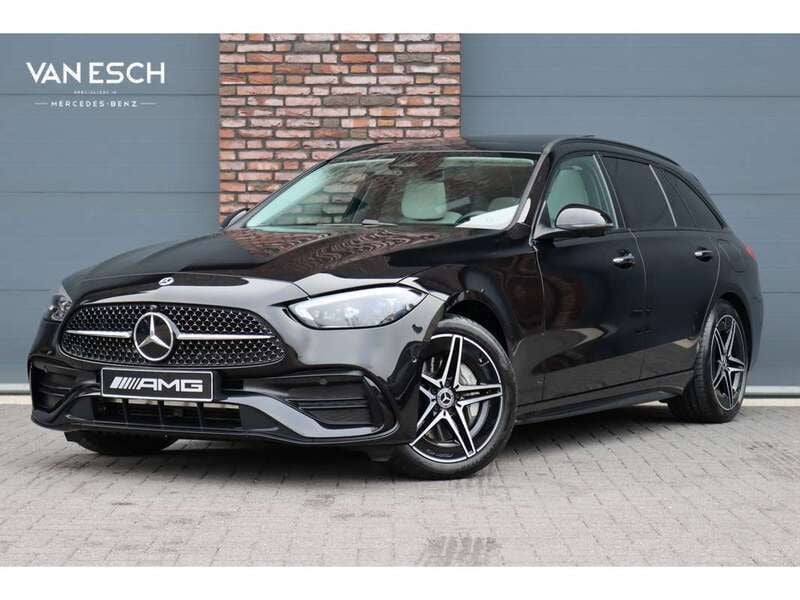 Zwart, metallic lak Gebruikt 2024 Mercedes C300 AMG line Stationwagen | € 54.500 (Eerlijke prijs) - Afbeelding 1/4