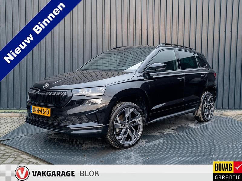 Zwart Occasion 2024 Skoda Karoq Business Line SUV | € 38.745 (Iets duurder) - Afbeelding 1/4