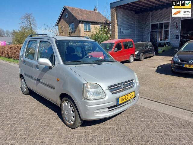 Grijs Gebruikt 2003 Opel Agila Color Edition Hatchback | € 999 (Eerlijke prijs) - Afbeelding 1/4