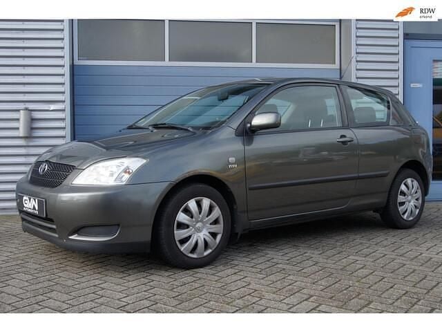 Grijs Gebruikt 2002 Toyota Corolla Terra Hatchback | € 1.950 (Eerlijke prijs) - Afbeelding 1/4
