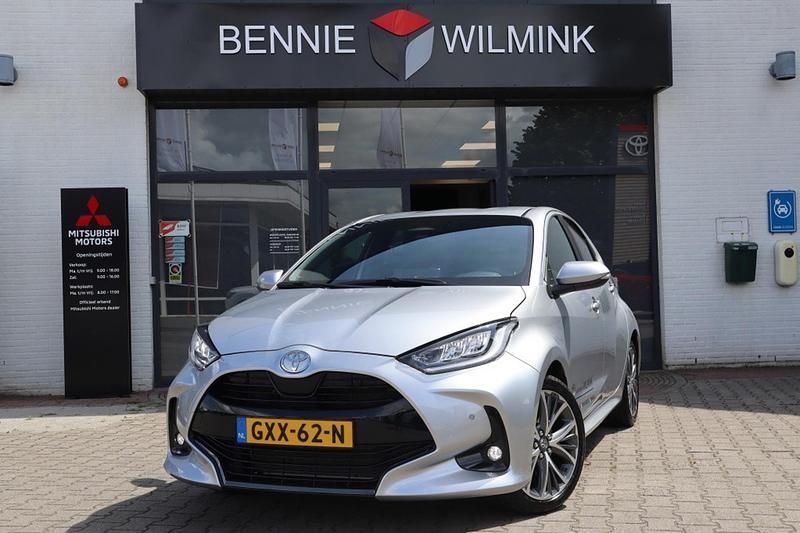 Gebruikt 2024 Toyota Yaris Hybrid Executive | € 28.895 - Afbeelding 1/1