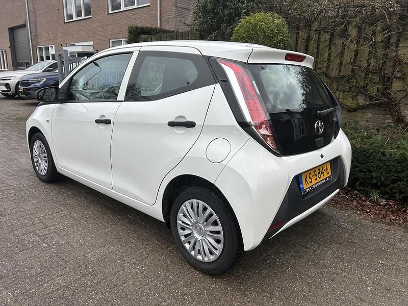 Occasion Toyota Aygo 69 PK (50 kW) 2016 Wit Hatchback