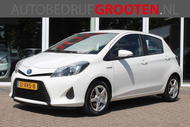 Wit Gebruikt 2012 Toyota Yaris Hybrid Hatchback | € 6.999 (Iets duurder) - Afbeelding 1/4