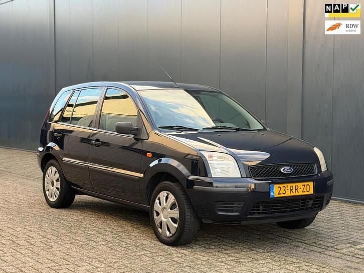 Blauw Gebruikt 2005 Ford Fusion MPV | € 1.500 (Eerlijke prijs) - Afbeelding 1/4