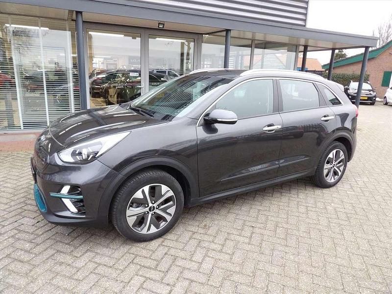 Occasion Kia e-Niro 28 kW (39 PK) 2022 Grijs SUV