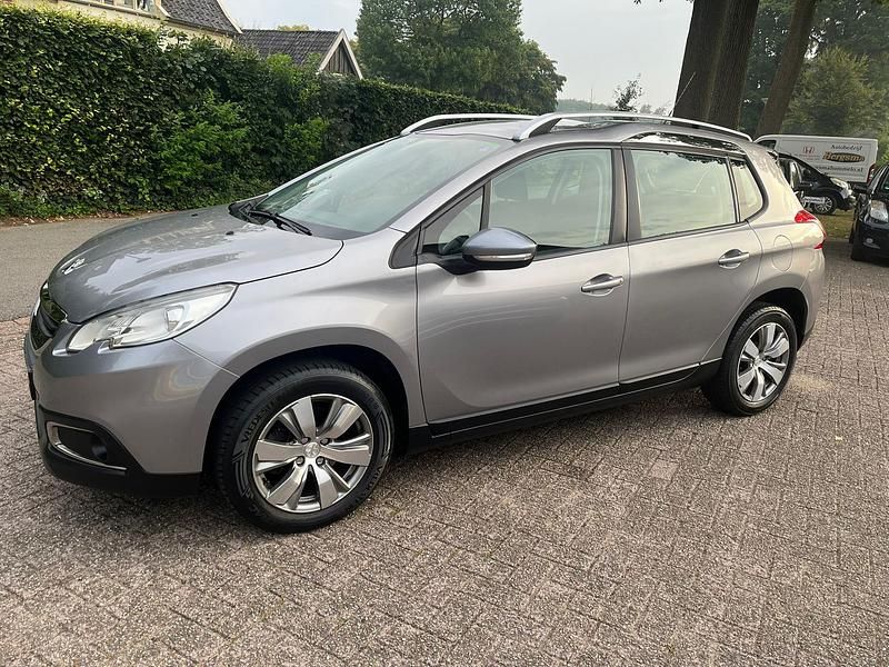 Grijs Gebruikt 2013 Peugeot 2008 Active SUV | € 4.950 (Eerlijke prijs) - Afbeelding 1/4