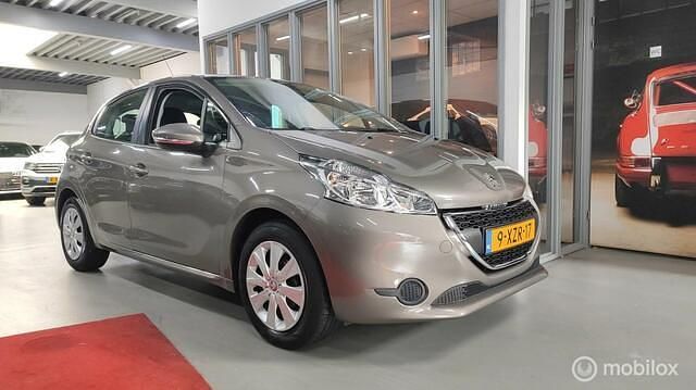 Grijs Gebruikt 2013 Peugeot 208 Hatchback | € 4.450 (Super prijs) - Afbeelding 1/4