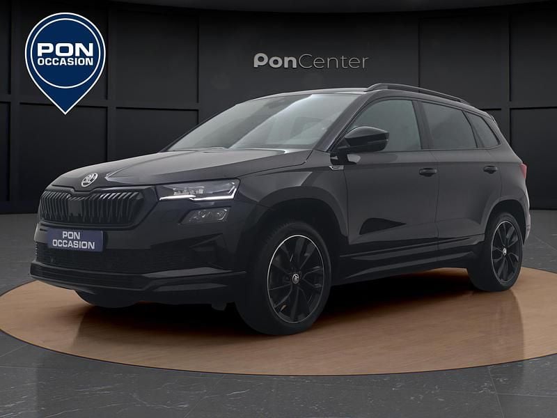 Zwart Gebruikt 2023 Skoda Karoq Business Line SUV | € 32.450 (Eerlijke prijs) - Afbeelding 1/3