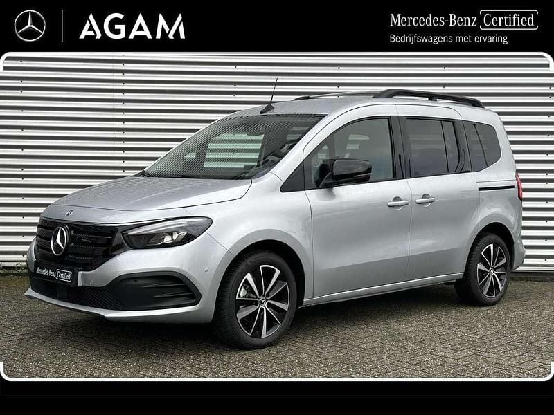 Grijs Gebruikt 2023 Mercedes EQT200 Advanced Plus MPV | € 25.579 - Afbeelding 1/4
