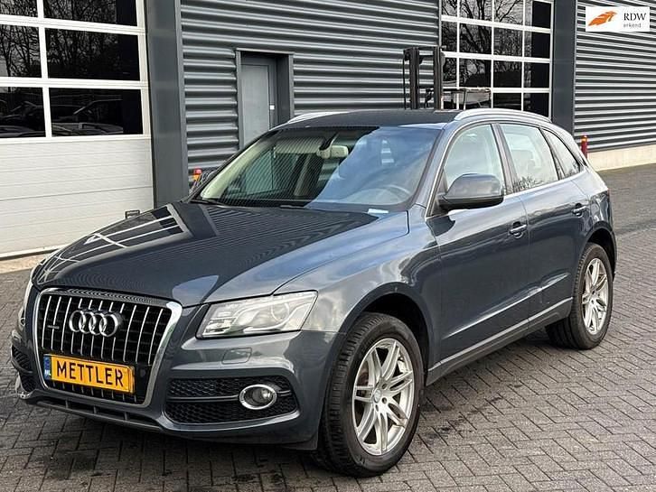 Grijs Occasion 2009 Audi Q5 S-Line SUV | € 5.750 (Super prijs) - Afbeelding 1/4