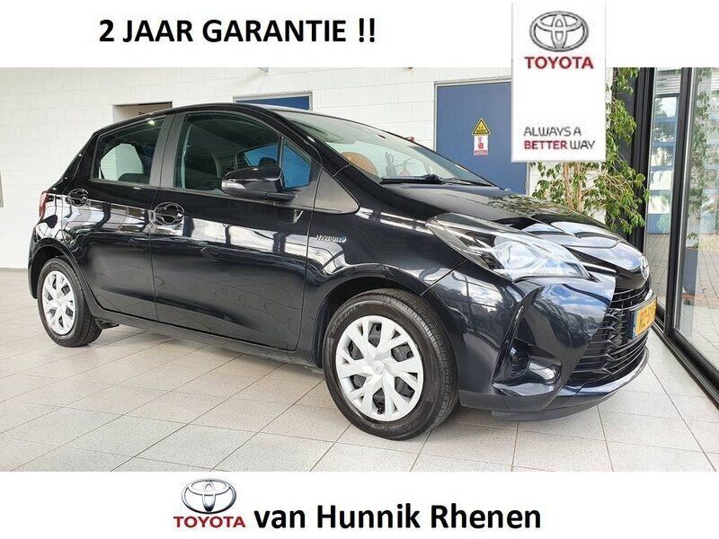 Zwart Gebruikt 2018 Toyota Yaris Hatchback | € 10.950 (Goede deal) - Afbeelding 1/4