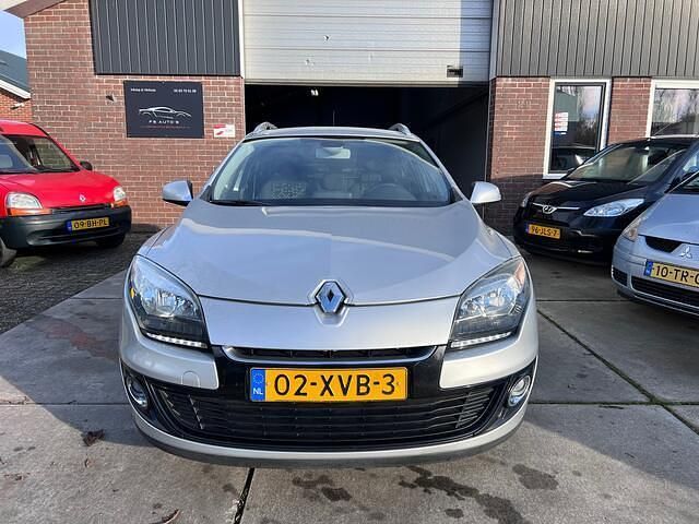 Occasion Renault Mégane GrandTour Expression 110 PK (80 kW) 2012 Grijs (metallic) Stationwagen