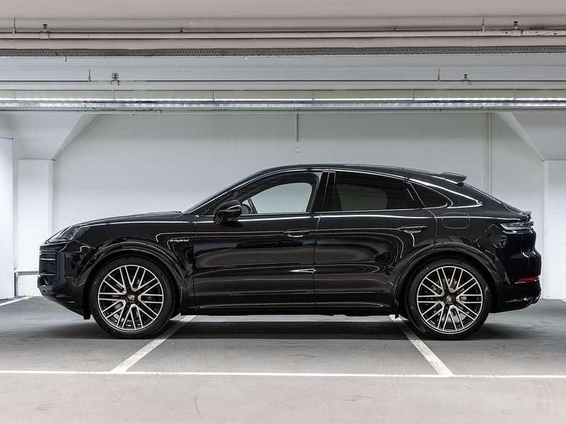 Nieuw Porsche Cayenne Black Edition 2025 SUV