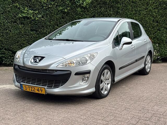 Grijs Gebruikt 2009 Peugeot 308 Hatchback | € 3.950 (Eerlijke prijs) - Afbeelding 1/4