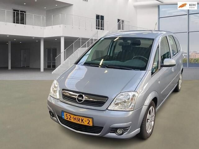Grijs Occasion 2009 Opel Meriva Cosmo MPV | € 3.450 (Eerlijke prijs) - Afbeelding 1/4