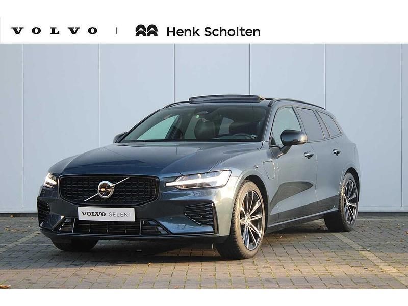 Gebruikt 2025 Volvo V60 Plus Stationwagen | € 44.750 (Eerlijke prijs) - Afbeelding 1/4