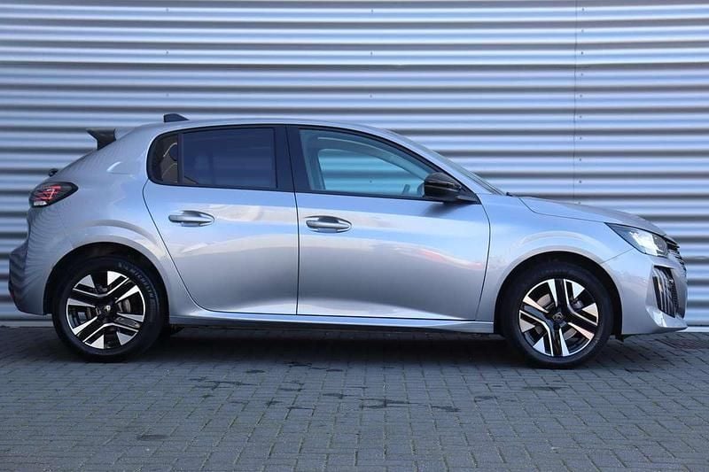 Occasion Peugeot 208 Allure 101 PK (74 kW) 2024 Grijs Hatchback
