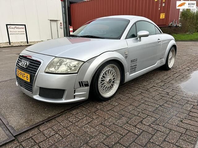 Grijs Gebruikt 1999 Audi TT Hatchback | € 2.999 (Duur) - Afbeelding 1/4