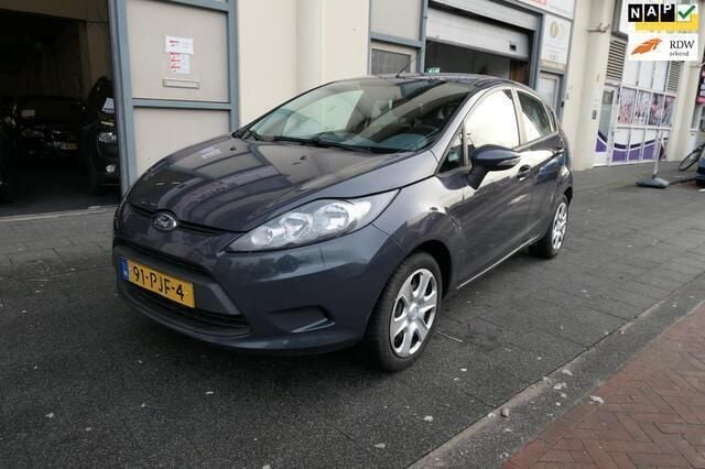 Occasion Ford Fiesta Limited 60 PK (44 kW) 2011 Grijs Hatchback