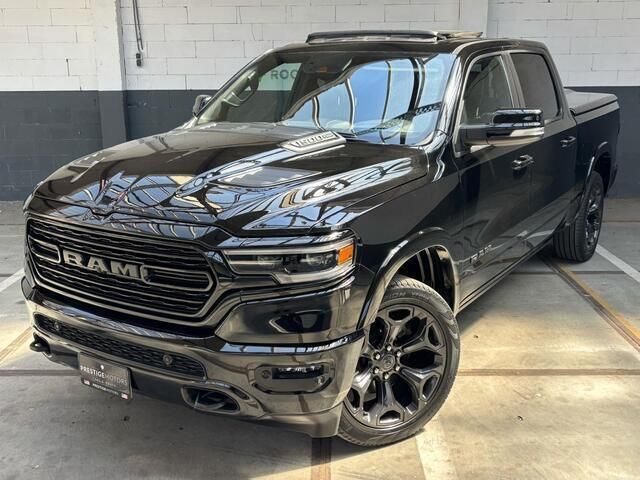 Zwart Gebruikt 2023 Dodge Ram Limited Pickup | € 69.900 (Goede deal) - Afbeelding 1/4