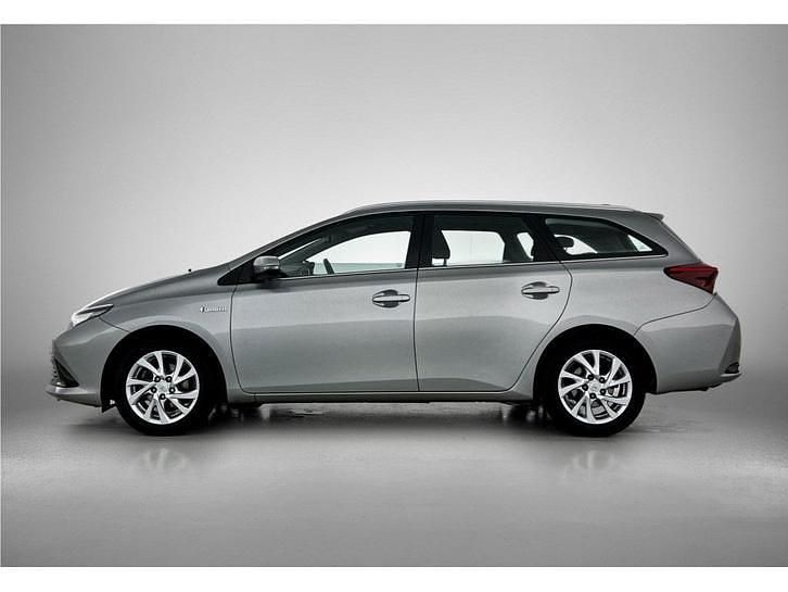Occasion Toyota Auris Touring Sports 136 PK (100 kW) 2016 Grijs metallic Stationwagen