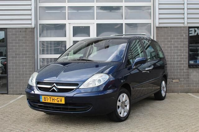 Blauw Gebruikt 2006 Citroën C8 MPV | € 7.950 - Afbeelding 1/4