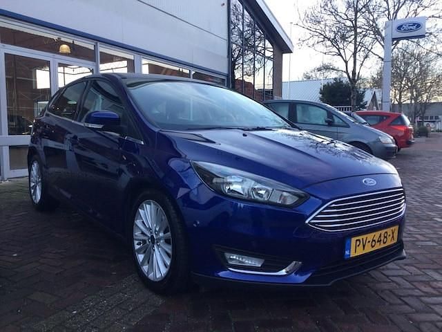 Occasion Ford Focus Titanium 150 PK (110 kW) 2017 Blauw (metallic) Hatchback