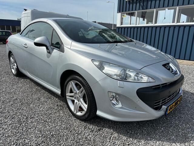Grijs Gebruikt 2009 Peugeot 308 CC Cabriolet | € 7.250 (Iets duurder) - Afbeelding 1/4