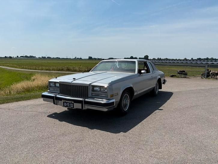 Gebruikt 1977 Buick Riviera Coupé | € 6.500 - Afbeelding 1/4