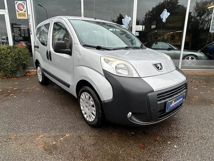 Grijs Gebruikt 2010 Peugeot Bipper MPV | € 4.250 (Goede deal) - Afbeelding 1/4