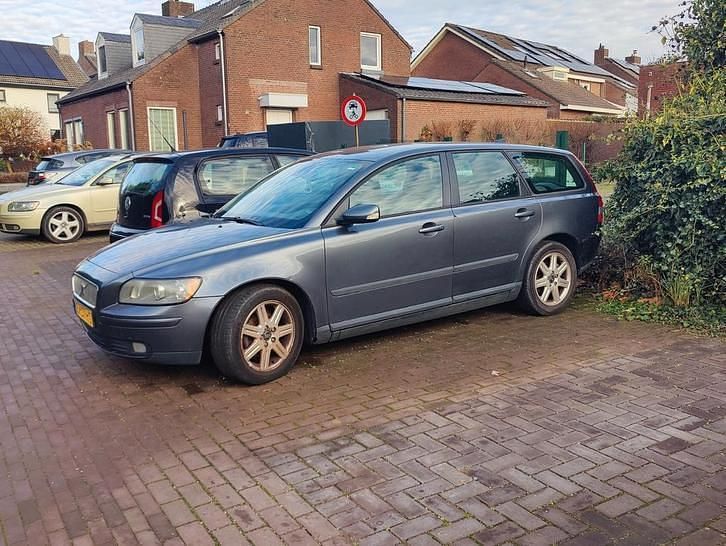 Occasion 2006 Volvo V50 Stationwagen | € 2.250 (Eerlijke prijs) - Afbeelding 1/4