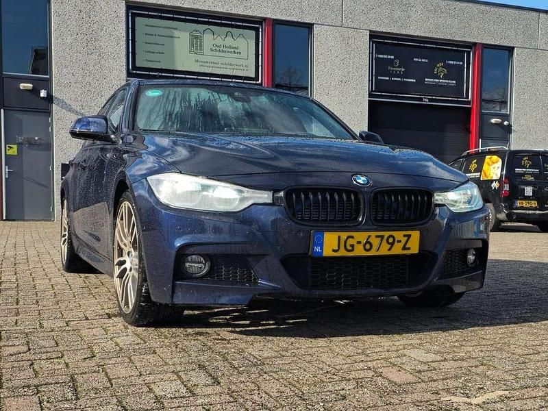 Occasion BMW 330e 184 PK (135 kW) 2016 Blauw Sedan