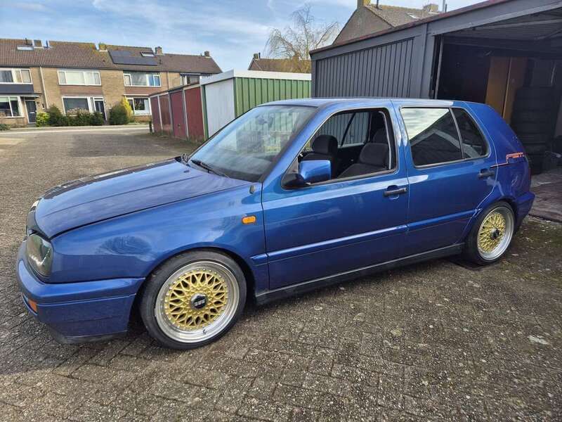 Blauw Gebruikt 1996 VW Golf III Hatchback | € 4.000 - Afbeelding 1/4
