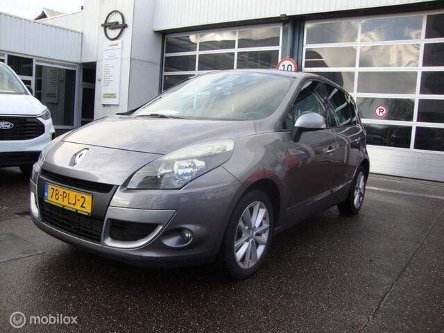 Grijs Gebruikt 2011 Renault Scénic III MPV | € 4.950 (Eerlijke prijs) - Afbeelding 1/4