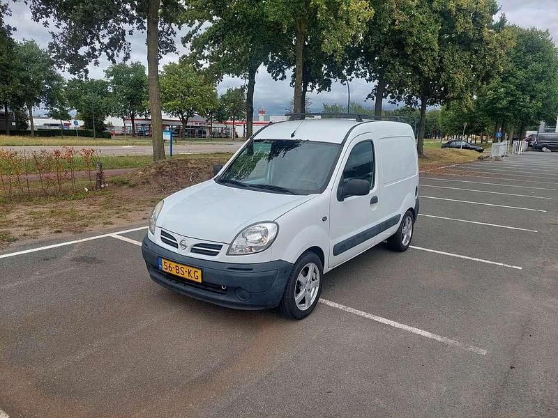 Wit Gebruikt 2005 Nissan Kubistar Visia Van | € 1.500 - Afbeelding 1/4