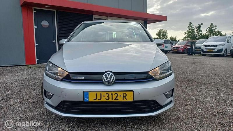 Occasion VW Golf Sportsvan 116 PK (85 kW) 2016 Grijs, metallic lak MPV