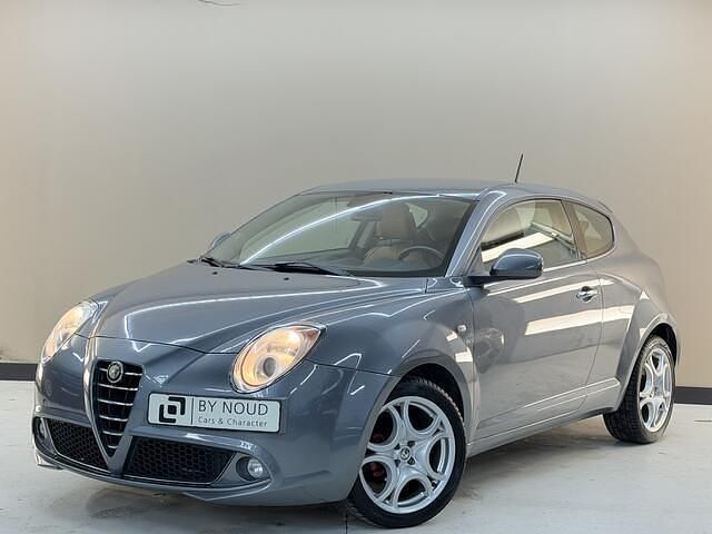 Grijs (metallic) Occasion 2010 Alfa Romeo MiTo Hatchback | € 4.950 (Eerlijke prijs) - Afbeelding 1/4