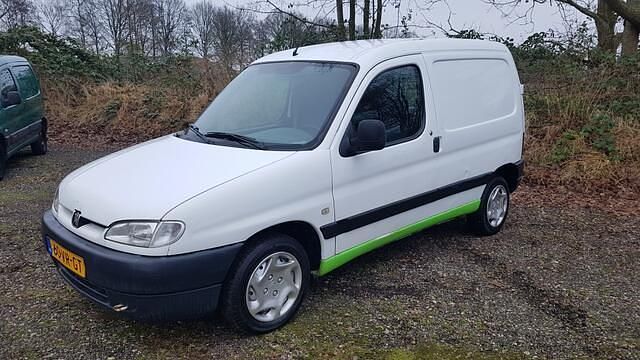 Overige Occasion 2000 Peugeot Partner MPV | € 1.250 (Eerlijke prijs) - Afbeelding 1/4