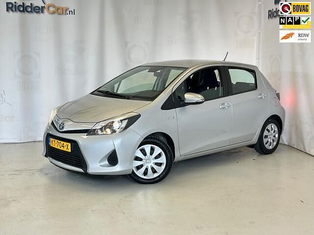 Grijs Gebruikt 2012 Toyota Yaris Hatchback | € 9.499 (Eerlijke prijs) - Afbeelding 1/4