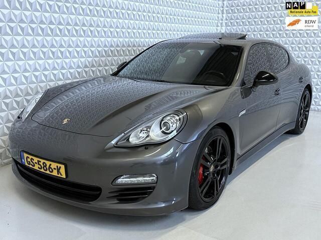 Grijs Gebruikt 2012 Porsche Panamera Sedan | € 24.999 - Afbeelding 1/4