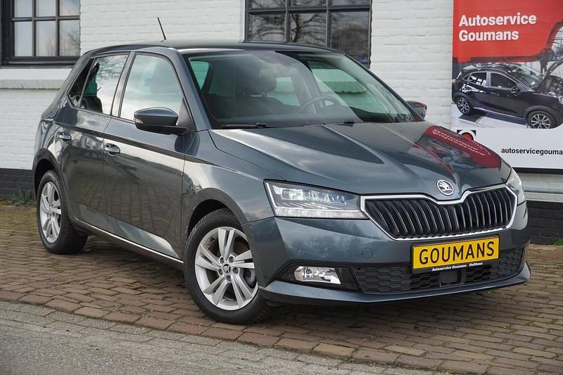 Occasion Skoda Fabia Style 95 PK (69 kW) 2021 Grijs Hatchback
