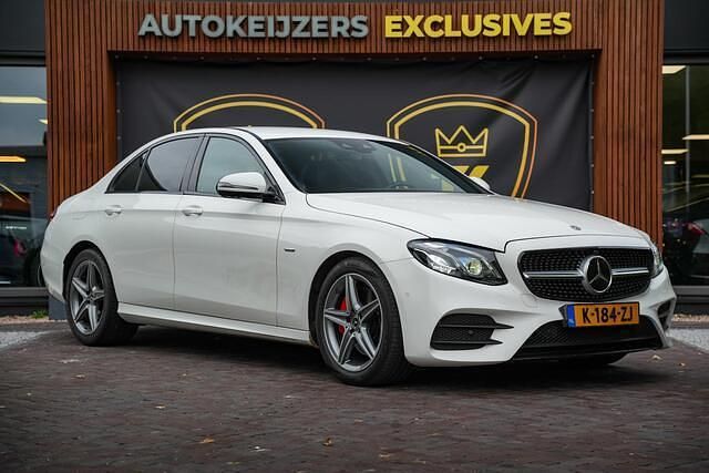 Wit Gebruikt 2020 Mercedes E300 Sport Edition Sedan | € 31.900 - Afbeelding 1/4
