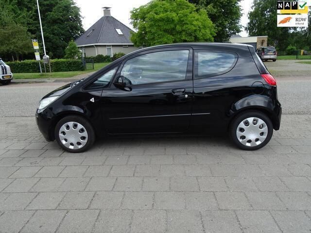 Zwart Gebruikt 2007 Mitsubishi Colt Invite Hatchback | € 2.950 (Eerlijke prijs) - Afbeelding 1/4