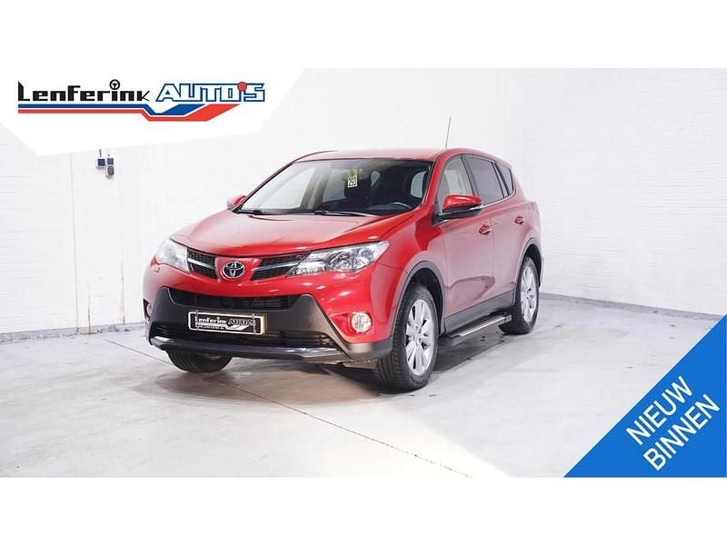 Rood Occasion 2013 Toyota RAV4 Business Edition MPV | € 13.850 (Eerlijke prijs) - Afbeelding 1/4