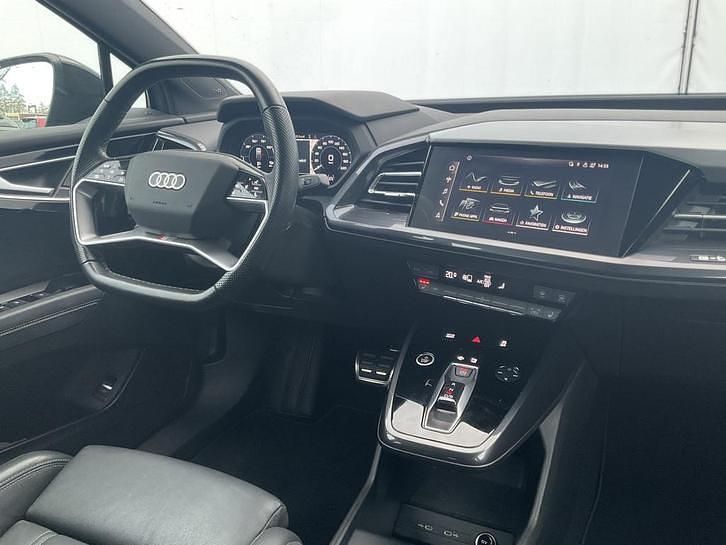 Occasion Audi Q4 e-tron Competition 220 kW (300 PK) 2021 Grijs SUV